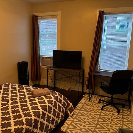 Homestay In Boston - Dorchester Fields Corner Area Bagian luar foto