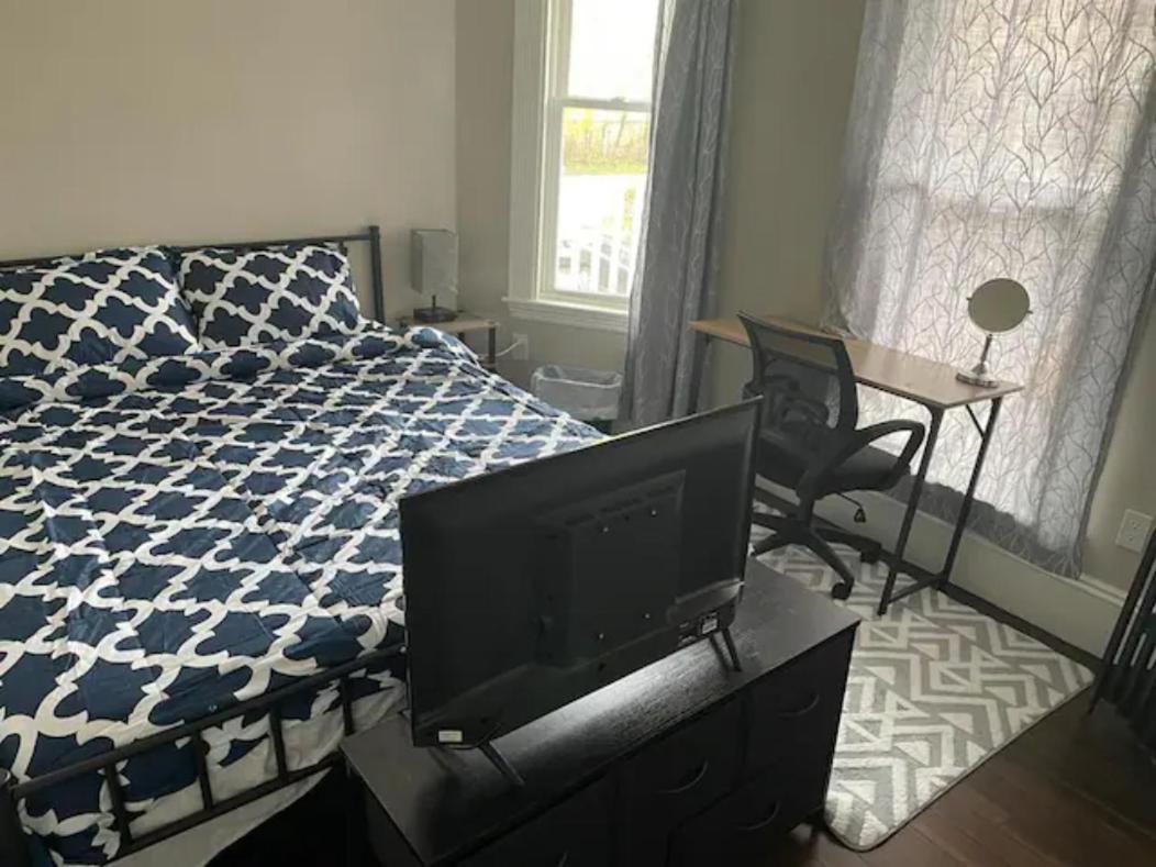 Homestay In Boston - Dorchester Fields Corner Area Bagian luar foto
