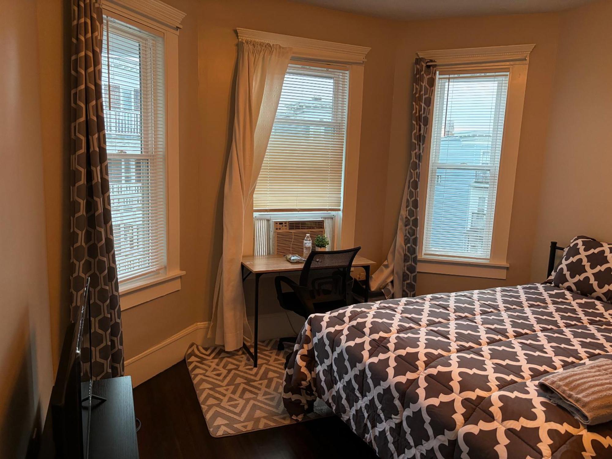 Homestay In Boston - Dorchester Fields Corner Area Bagian luar foto